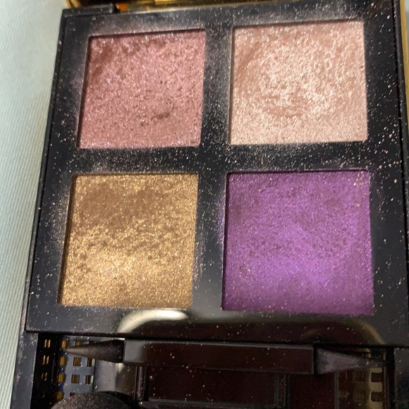 Eyeshadow clear out bundle 4 pieces - Picture 6 of 7
